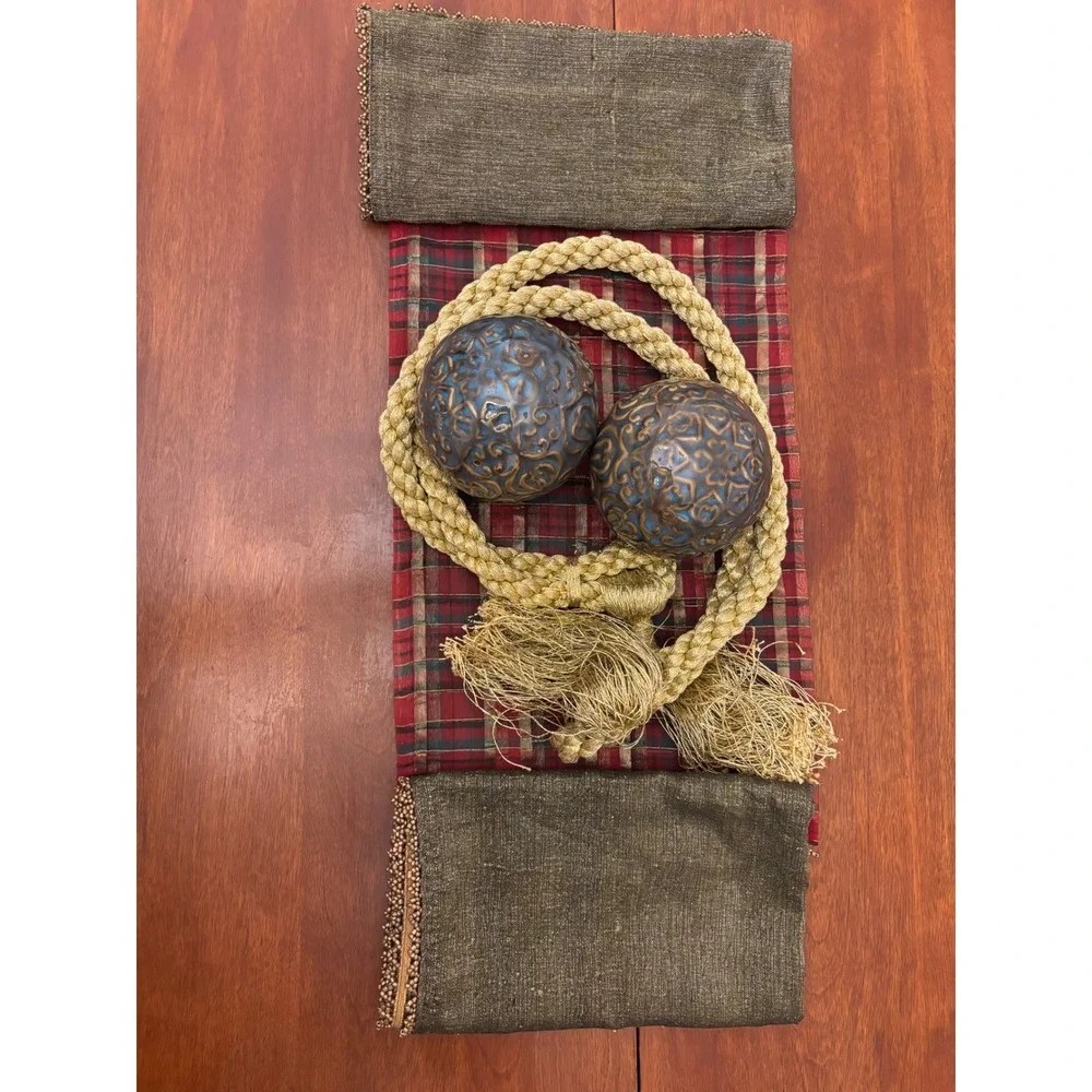 Pier 1 Imports Set of 2 Decorative Orbs, golden rope Tassel, 4 beaded napkins ++
